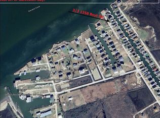 1358 Boyt Rd, Crystal Beach, TX 77650