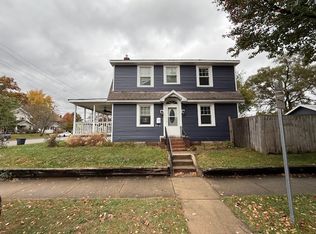 940 S Twyckenham Dr, South Bend, IN 46615