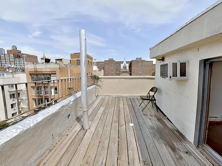 416 E 13th St #6A — Photo 1