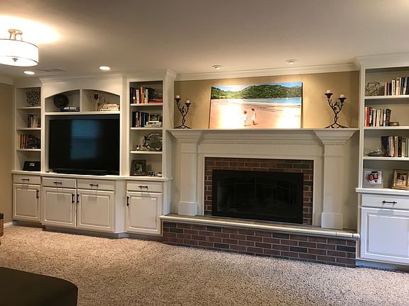 2nd image of 917 Mindy Ln