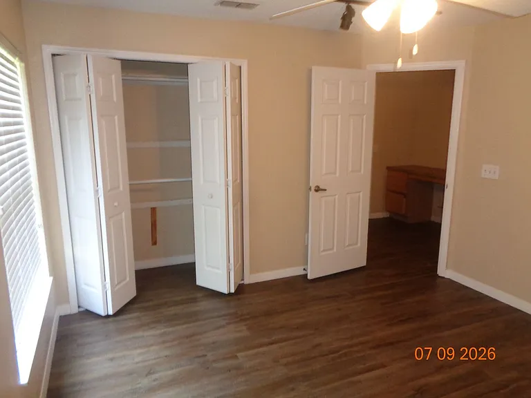 1409 Bent Oaks Blvd — Photo 32