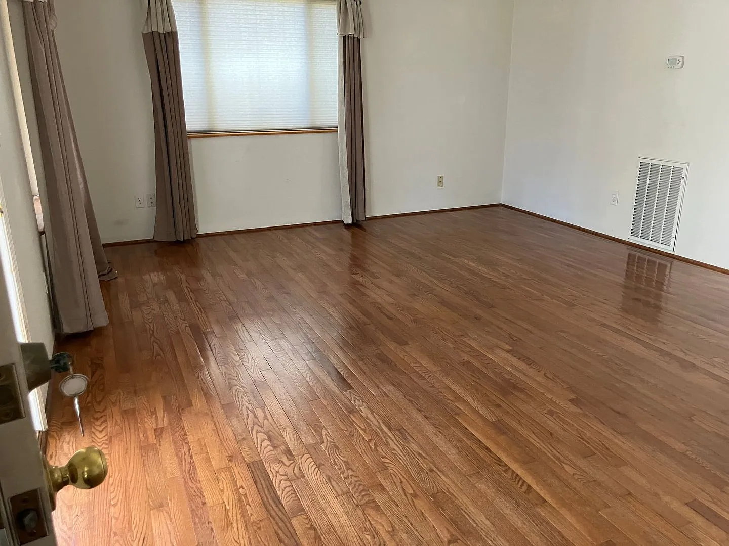 588 NW Buddy Ln APT D photo 1