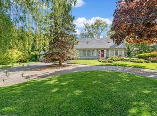 510 Meadow Wood Rd, Mississauga, ON L5J2S3