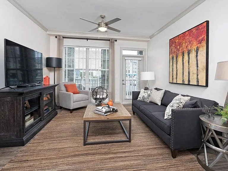 Avia Luxury Apartments — Photo 15