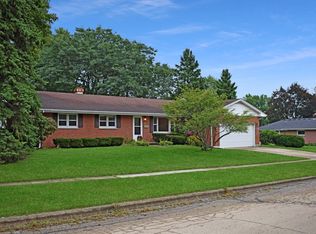 1420 Margaret Ln, Dekalb, IL 60115