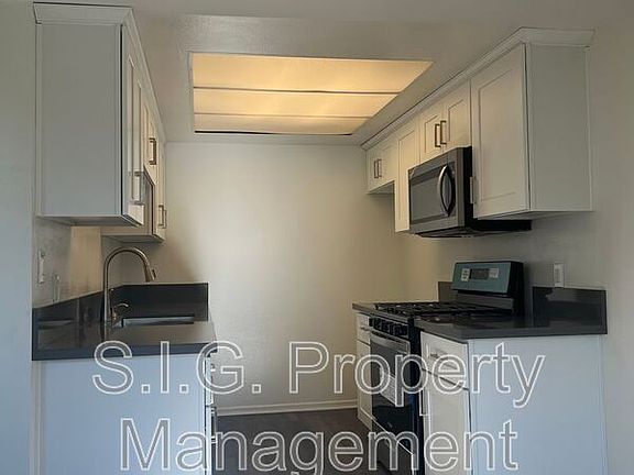 3rd image of 606 E Angeleno Ave Unit H