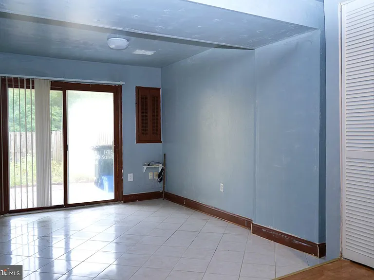 13315 Schwenger Pl — Photo 6