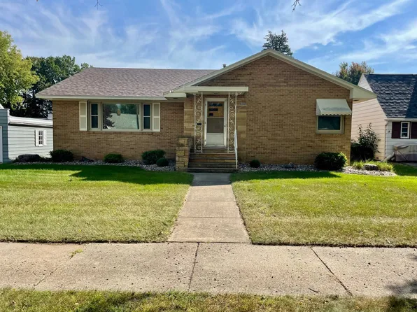 806 Brown St, Jackson, MN 56143
