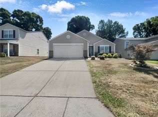 3908 Edgewood Terrace Rd, Greensboro, NC 27406