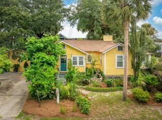 120 W Hudson Ave, Folly Beach, SC 29439