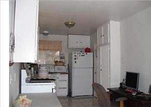 2nd image of 631 E Bonnie View Dr