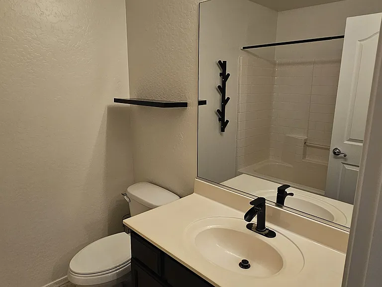 41696 W Avella Dr — Photo 19