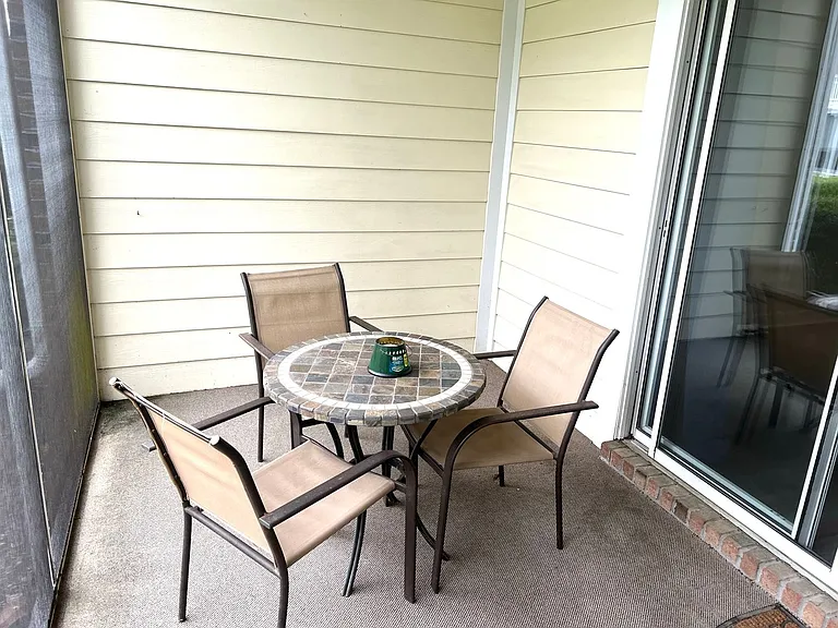 208 Castle Dr #1372 — Photo 14