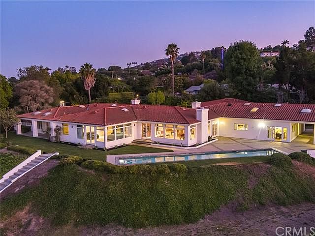 1st image of 27992 Palos Verdes Dr E