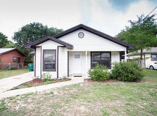 77 Josie Rd, Mary Esther, FL 32569