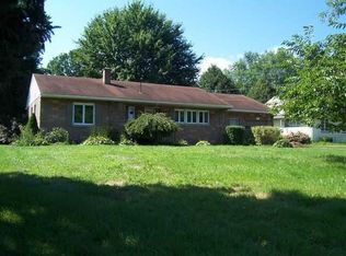 471 Manse Ln, Rochester, NY 14625