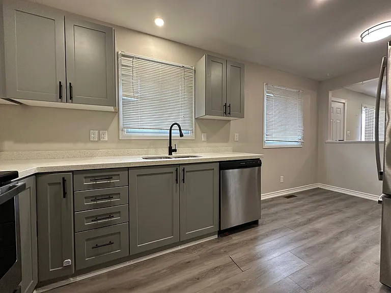 50 Radeski St #A — Photo 3