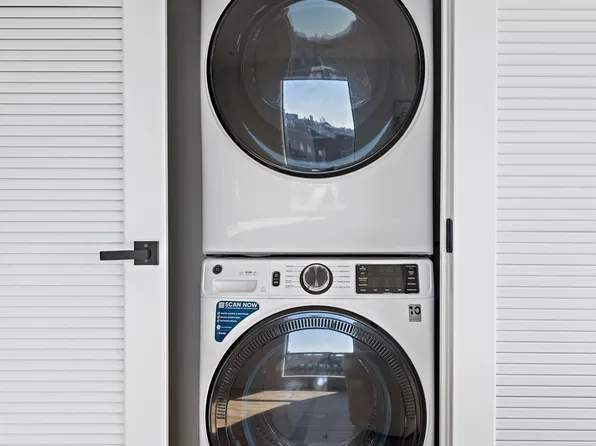 433 62nd Street image 11 of 19