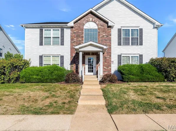 668 Homerun Dr, O'Fallon, MO 63366