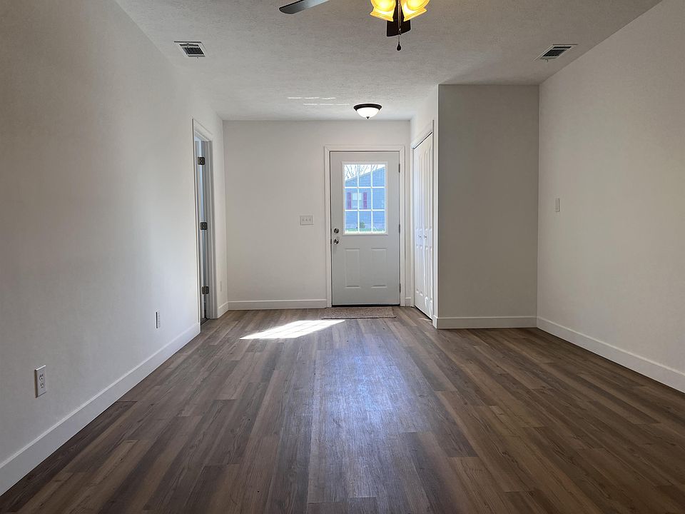 34 South Elkins Avenue 2 34 S Elkins Ave Reedsville WV Zillow