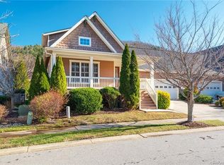 26 Craftsman Cir, Asheville, NC 28805