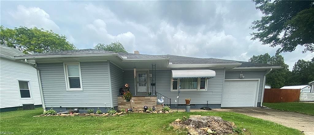 315 Ray St Newcomerstown Oh 43832 Zillow