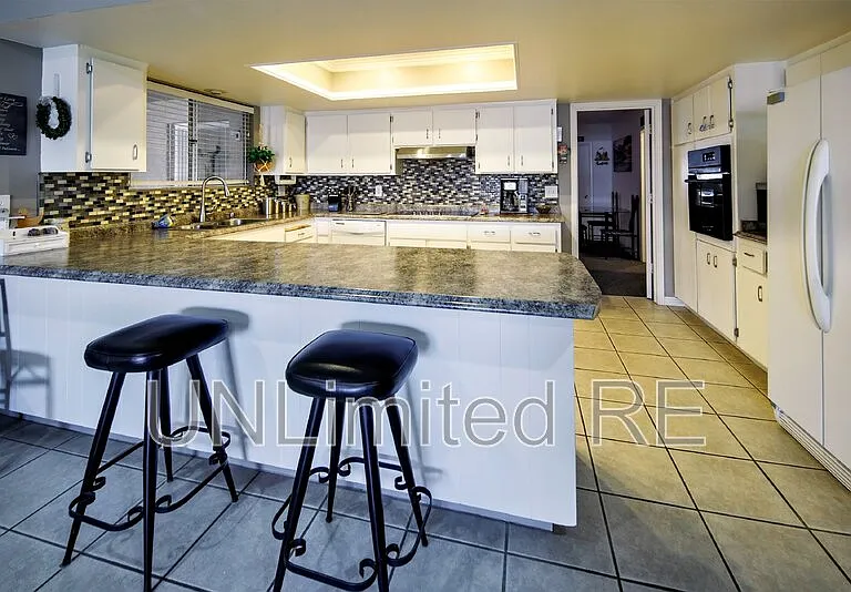 2510 Hacienda Pl — Photo 35