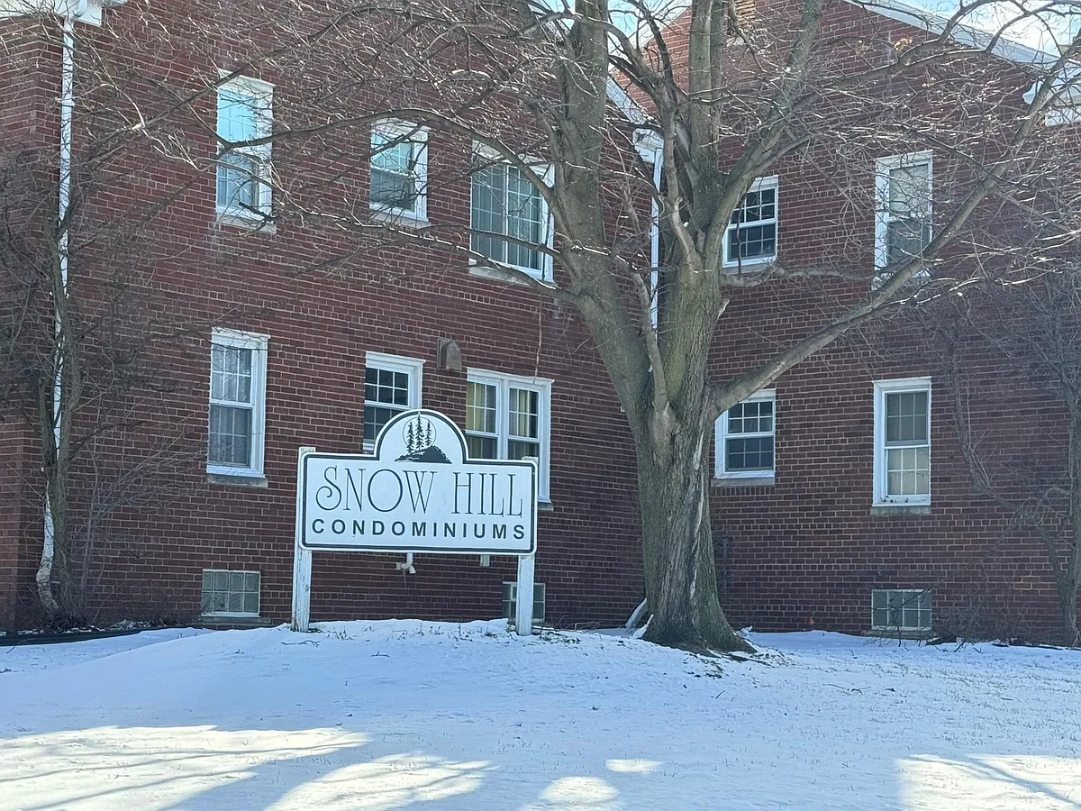 Building Photo - 21909 Snow Ave