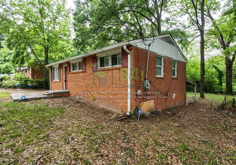 324 Macedonia Rd SE — Photo 18