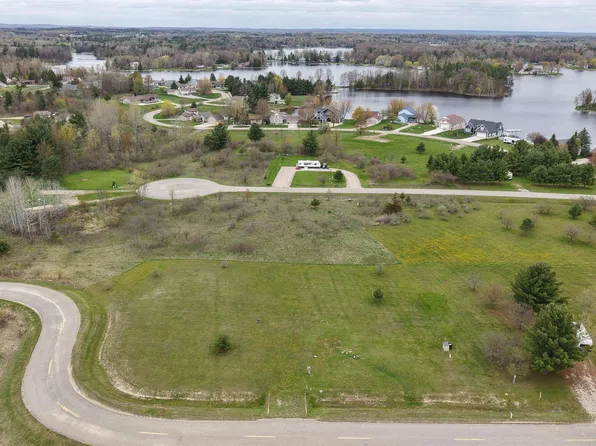4405 Hamilton Way, Gladwin, MI 48624