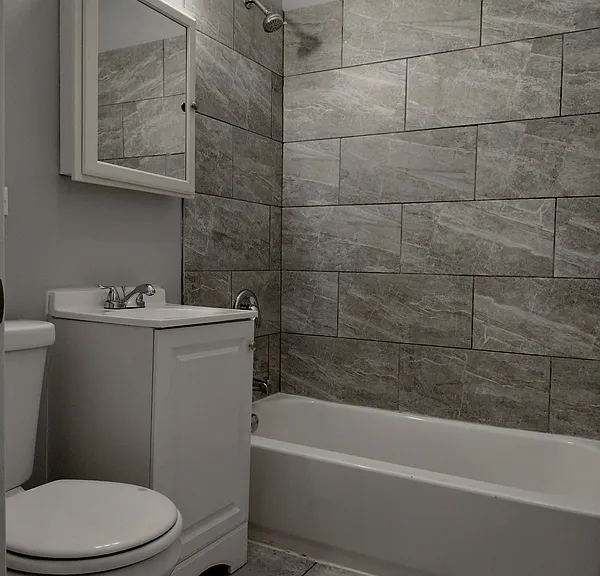1415 W 66th St #1 — Photo 5