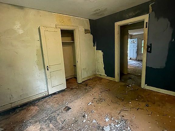 5th image of 113 N Lovell Ave