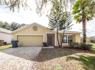 1054 Singleton Cir, Groveland, FL 34736