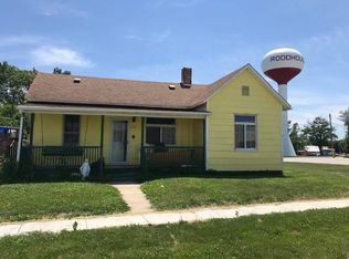 314 E Franklin St, Roodhouse, IL 62082