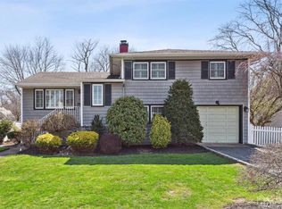 35 Miliken Rd, Colonia, NJ 07067