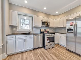 41 McKnight St, Springfield, MA 01109