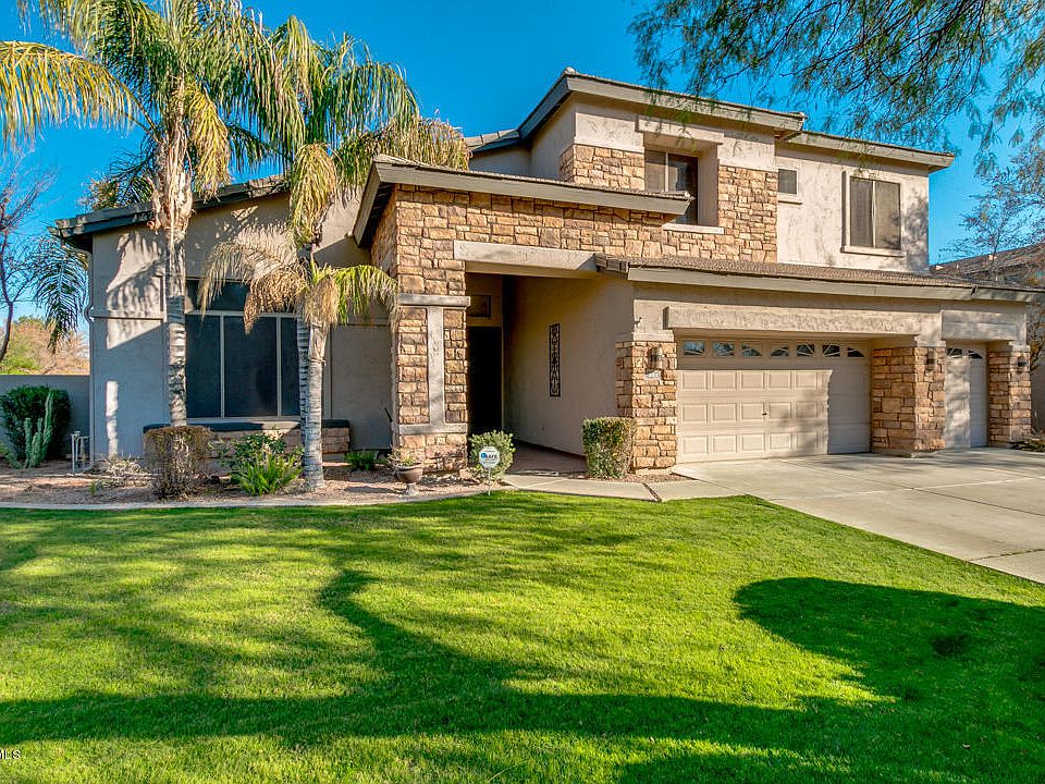 1st image of 227 N Date Palm Dr