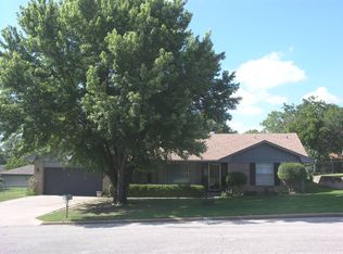 1906 E 14th St, Ada, OK 74820