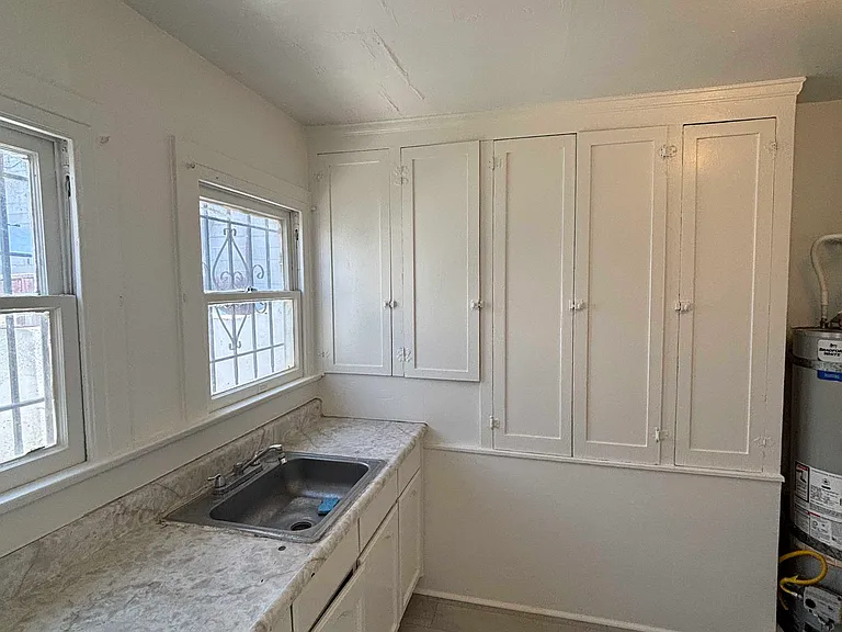 1128 S New Hampshire Ave #1128 — Photo 7