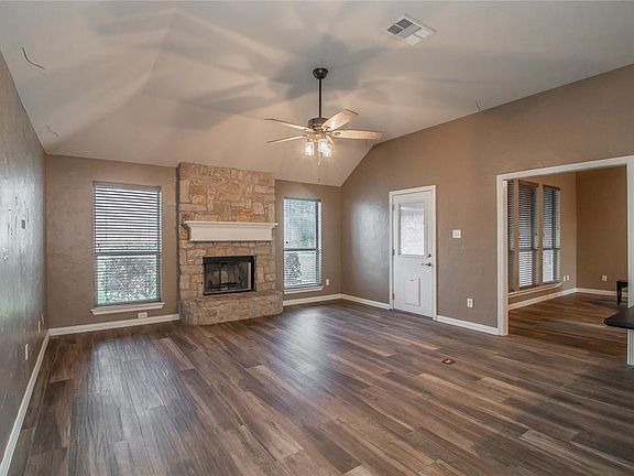4th image of 12200 Sweet Leaf Ct