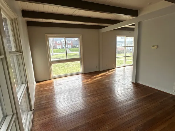 320 17th St, Columbus, IN 47201