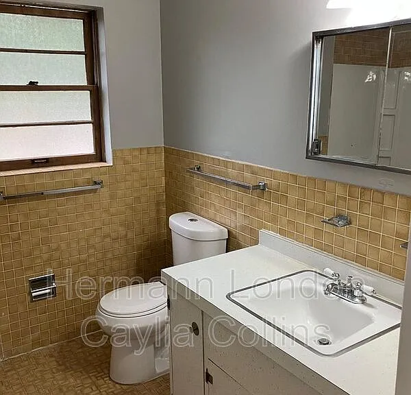 3900 Roland Blvd #B — Photo 10