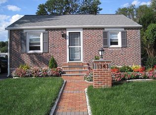 1343 Warren Ave, Havertown, PA 19083