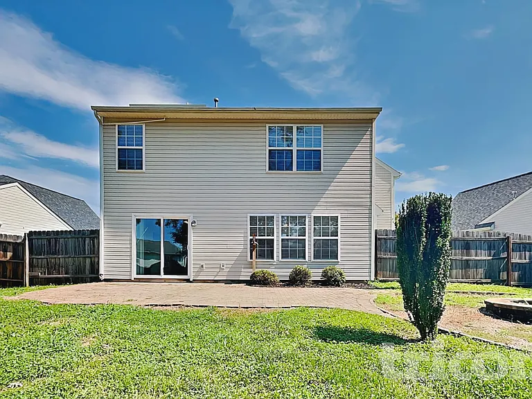 2120 Clear Brooke Dr — Photo 17