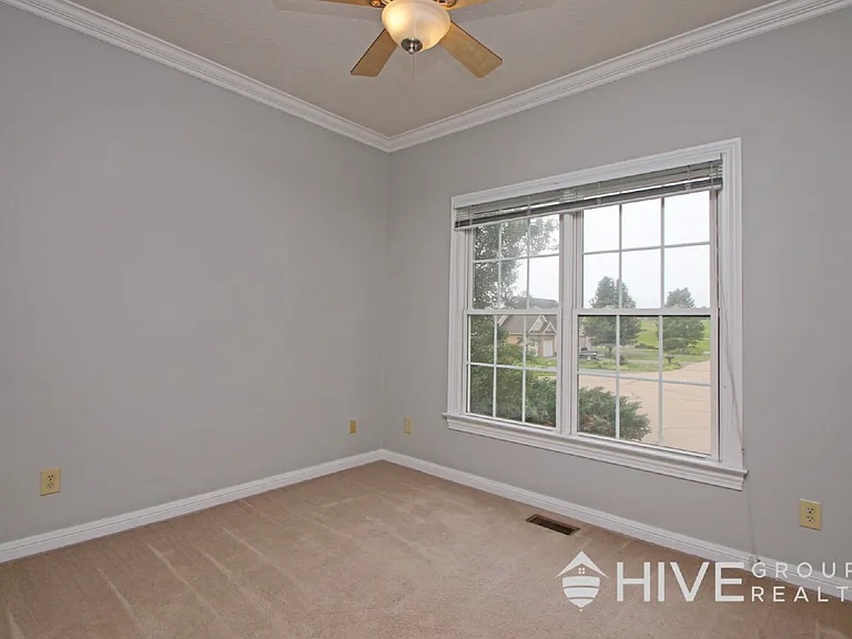 155 Chelsea Cir — Photo 20