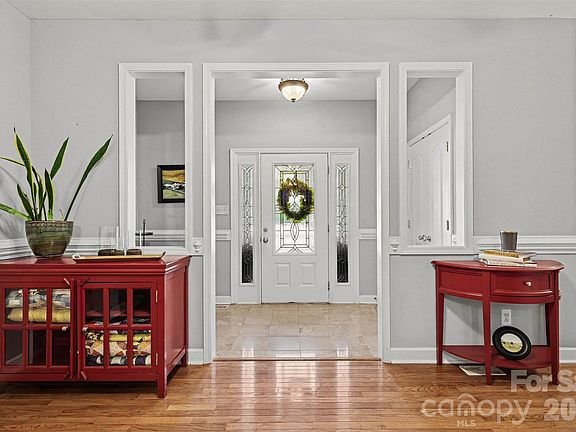4th image of 9133 Sunrise Meadow Rd