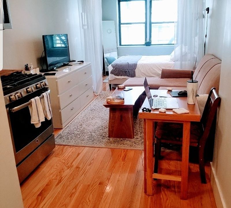 1st image of 337 E 33rd St APT 4B