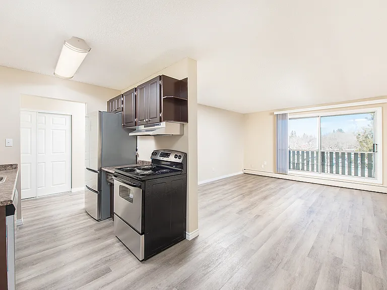 1602 Sherwood Dr — Photo 30