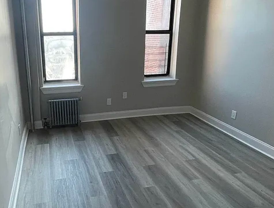 2nd image of 636 Westminster Rd #1R