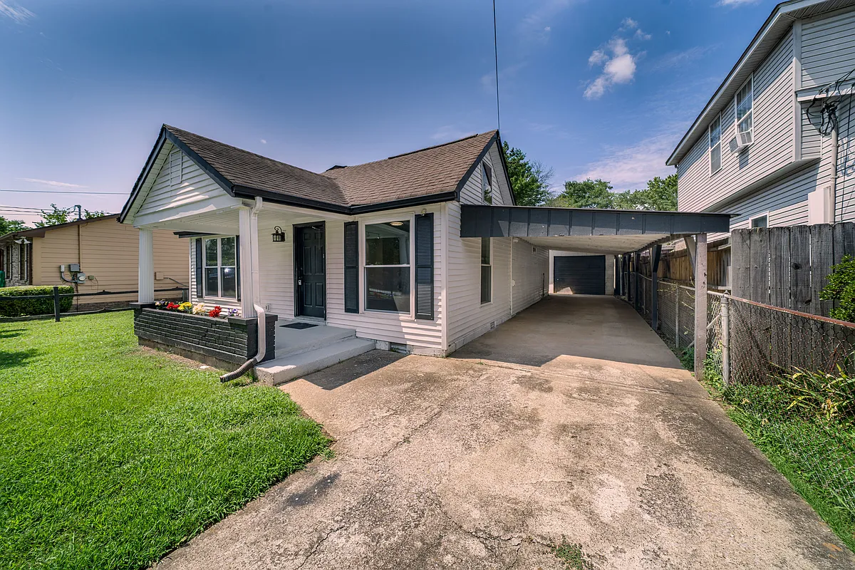 Building Photo - 212A McArthur Dr